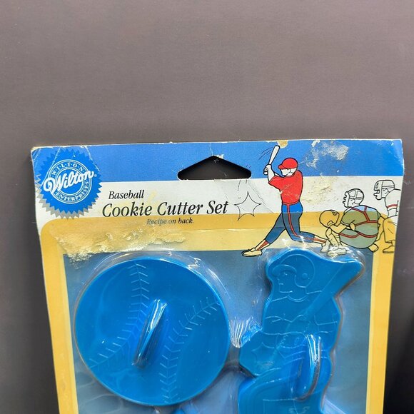 Sports Basketball Baseball Cookie Cutters by Wilton Vintage 1996 - Picture 4 of 6